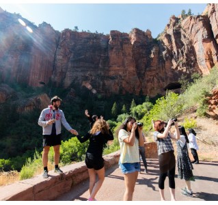 Zion Park & Valley of Fire - 1 Day Tour