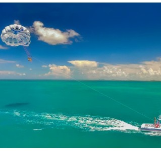 Key West Day Trip and Parasailing Adventure