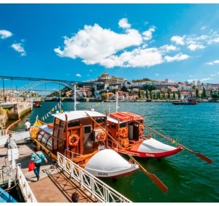 Six Bridges Cruise on a Rabelo Boat