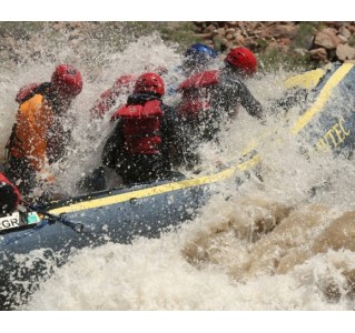 Canyonlands & Rafting Combo 