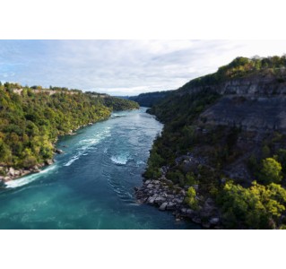 Niagara Falls Day Tour & Hornblower Cruise