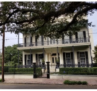 Garden District Tour