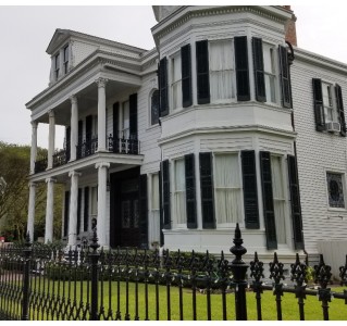 Garden District Tour