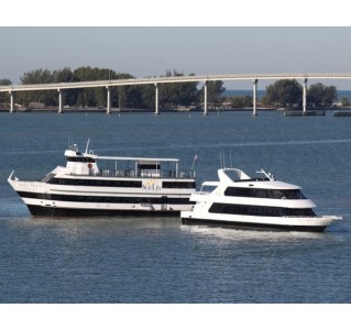 Daytime Clearwater Yacht Cruise with Optional Dining