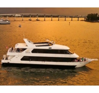 Evening St Petes Yacht Cruise with Optional Dining